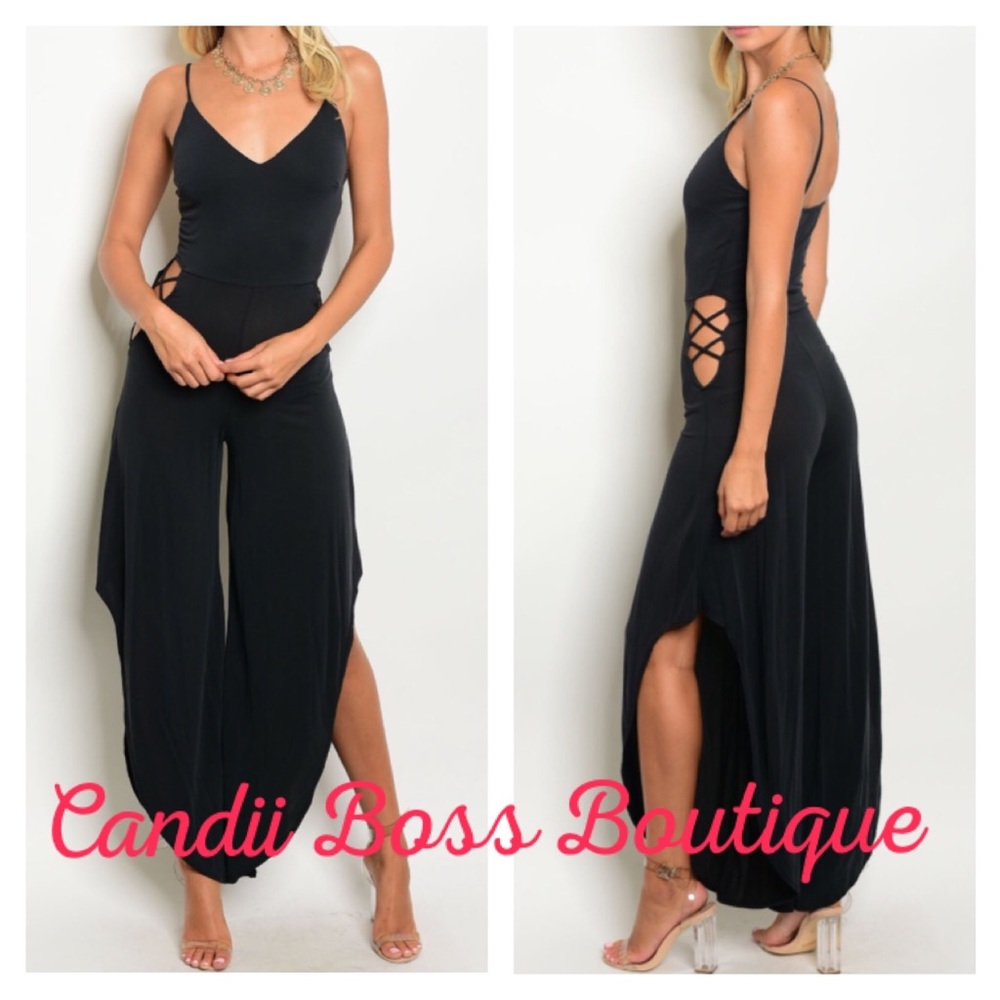 ⭐️LAST ONE!⭐️ NEW "Bianca" Jumpsuit in Black!